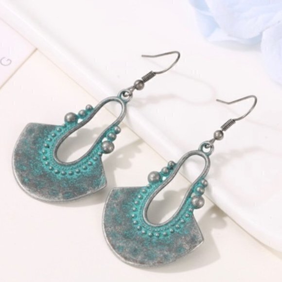 ❤️❤️NWOT Womens Boho Festival Dangle Rustic Earrings - Picture 4 of 11